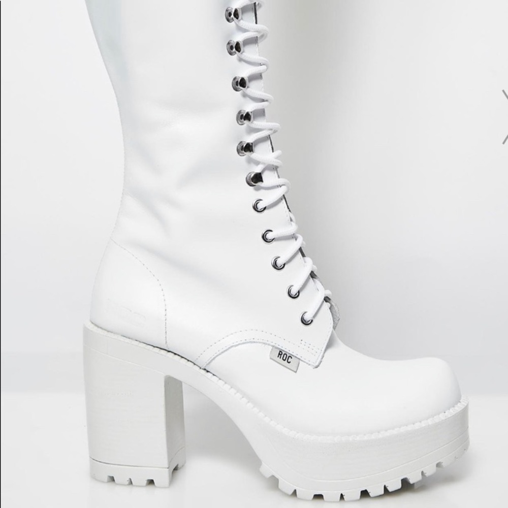 ROC white icy lash boots - Picture 2 of 3